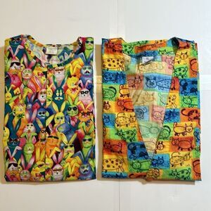 Bundle of 2 scrub tops vintage size XL